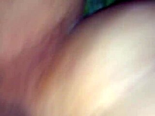 putting cucumber in my ass 😏