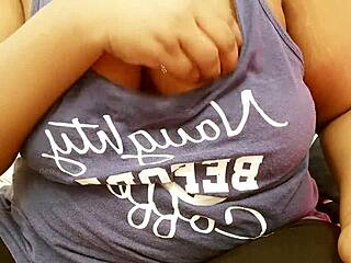 i love watching this sexy north indian girl show her boobs