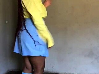 Naughty ebony step sister seduces step brother with doggystyle and cumshot 😈💦