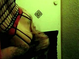 Wife getting ready for cock