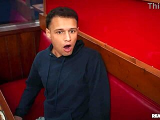 i enjoy fresh meat with two hot buns