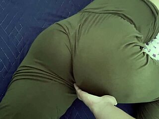 Twink Gets Massive Cock Sucked Before Bareback Fucking Guy