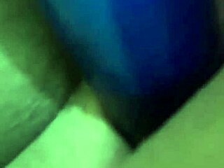 gordita golosa explores dildo and toys in amateur bbw session