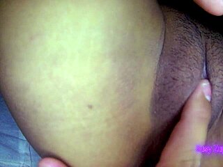 i give my sister susy an erotic massage 😏