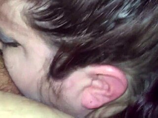 Check out this bbw giving an amazing handjob.