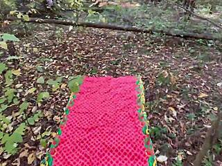 Helped Busty Stranger Warm Up with Hot Sex Bouncing Big Ass