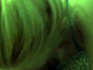 Mature amateurs create homemade videos with passion!