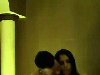 Fucking on First Tinder Date in Hotel Jacuzzi!