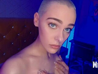 Petite White Girl Fucks A Big Black Dick And Got Creampie!