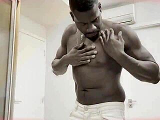 I spied on the busty young girl in the shower, Melissa Lisboa