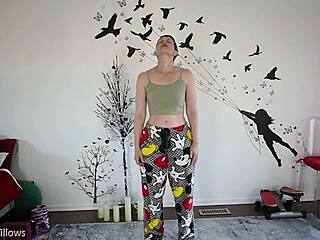 Girlfriend teaches yoga lesson 350