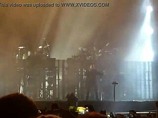 Gozando muito ao som de The Weeknd, pure ecstasy