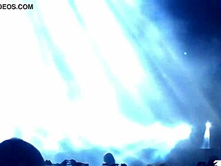 Gozando muito ao som de The Weeknd, pure ecstasy