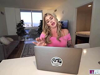 Wow! Lolly Dames Takes It Hard in Big Ass Doggystyle