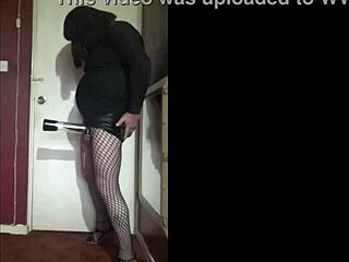 Bisexual Crossdresser Pumps for Size.