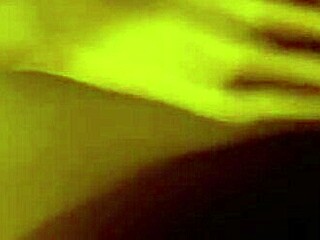 tetona asiática folla a su novio, ¿y si su hermanastra se une?