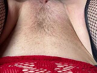 Cat-Woman Got Milk in Closeup Fuck! What a Cumshot!