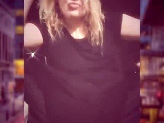 making my own wild eminem parody video at home.