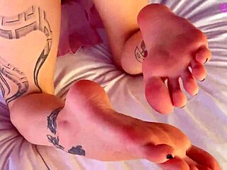 Wow, 4 fingers in that pussy and feet licking for the slutty nurse! 😏