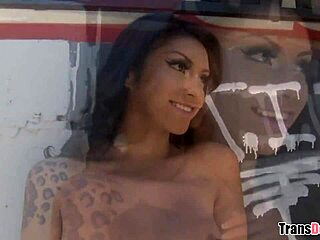 Hey, teaching a tranny prostitute how to fuck with monster cock 💦