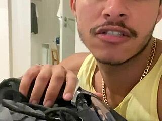 Tourist with huge cock flirts and bangs me hard in hotel