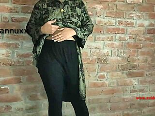 Outdoor Girlfriend Fucking Boyfriend in Bent Over Doggystyle