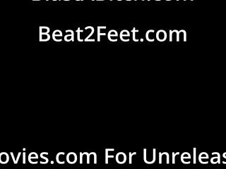 Yo, watch Freshman Miss Mars get wild with Hitachi wand at college physical!