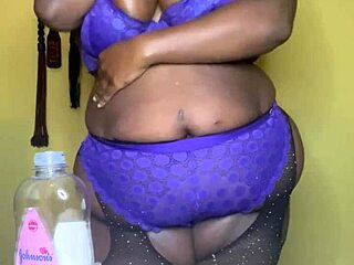 i can't resist this kinky domme with a big ass doing hypnosis fetish. her control drives me wild every time.