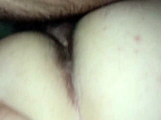 esposa sentando gostoso na cadeira