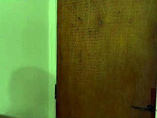 Lesbian Anal with Big Pussy