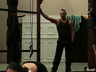 Deepthroating teen babe gets fucked by her coach 😏