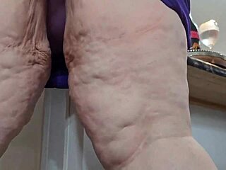 Female boss seduced the maintenance worker into filling her with cum to get pregnant.