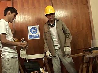 Skinny twinks eat cum after bareback fuck