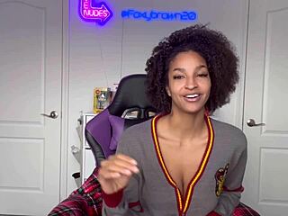 Foxybrown20 Shares a Wild Story About a Stranger Encounter at Walmart.