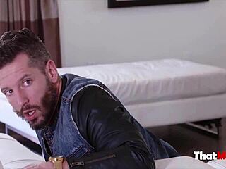 my milf mom alexis fawx bangs my best friend