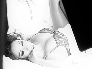 Wow, Jimena Sánchez, you’re one hot Mexican babe to watch!