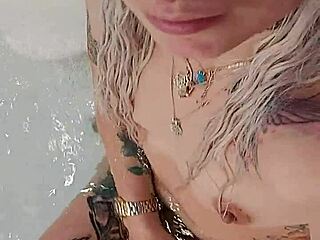 I feel so wet and slutty masturbating as alina modelista pornstar in the jacuzzi