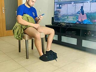 Milf With Big Ass Fucked Me In A Chair When She Caught Me Masturbating