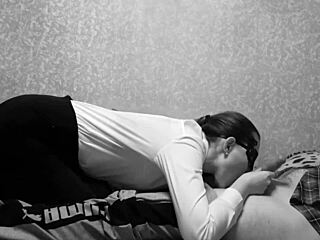 Ivypoisonsex serves his boss at home as a secretary with blowjob and cumshot