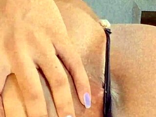 i can't stop jerking to greludinha rosa vermelha's wild pussy