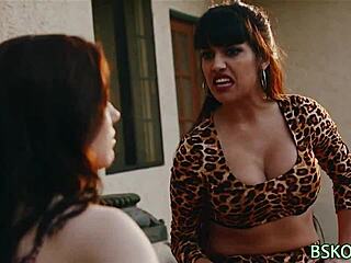 Little pornstar gets tongued in outdoor scene