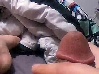 Trans girl moans during cumshot for you 😏