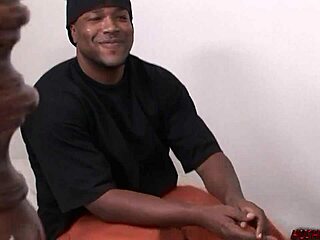 hey babe, wanna join me for bigtits lesbian sex?