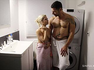 candee licious blows jay snakes sensually