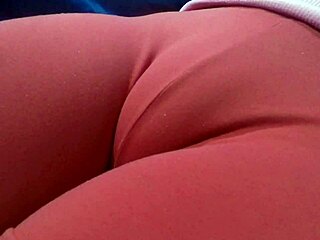 Hey, wanna squeeze that tight package in tiny shorts with Inmymound?