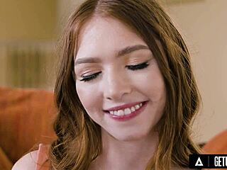 Wow, tiny redhead Myra moans loud while her man eats her out! 😍