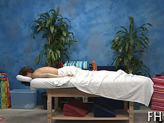 what's the best way to enjoy a steamy massage session?