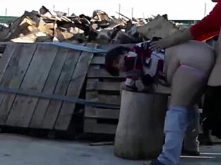 Massage On The Trunk With Claudia Marie