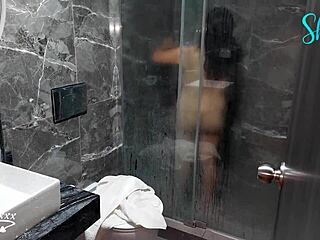 Night of lust, partying leads to fucking outdoors