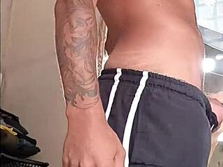 Meu Vizinho's Twenty-Three Centimeters of Big Black Cock Action